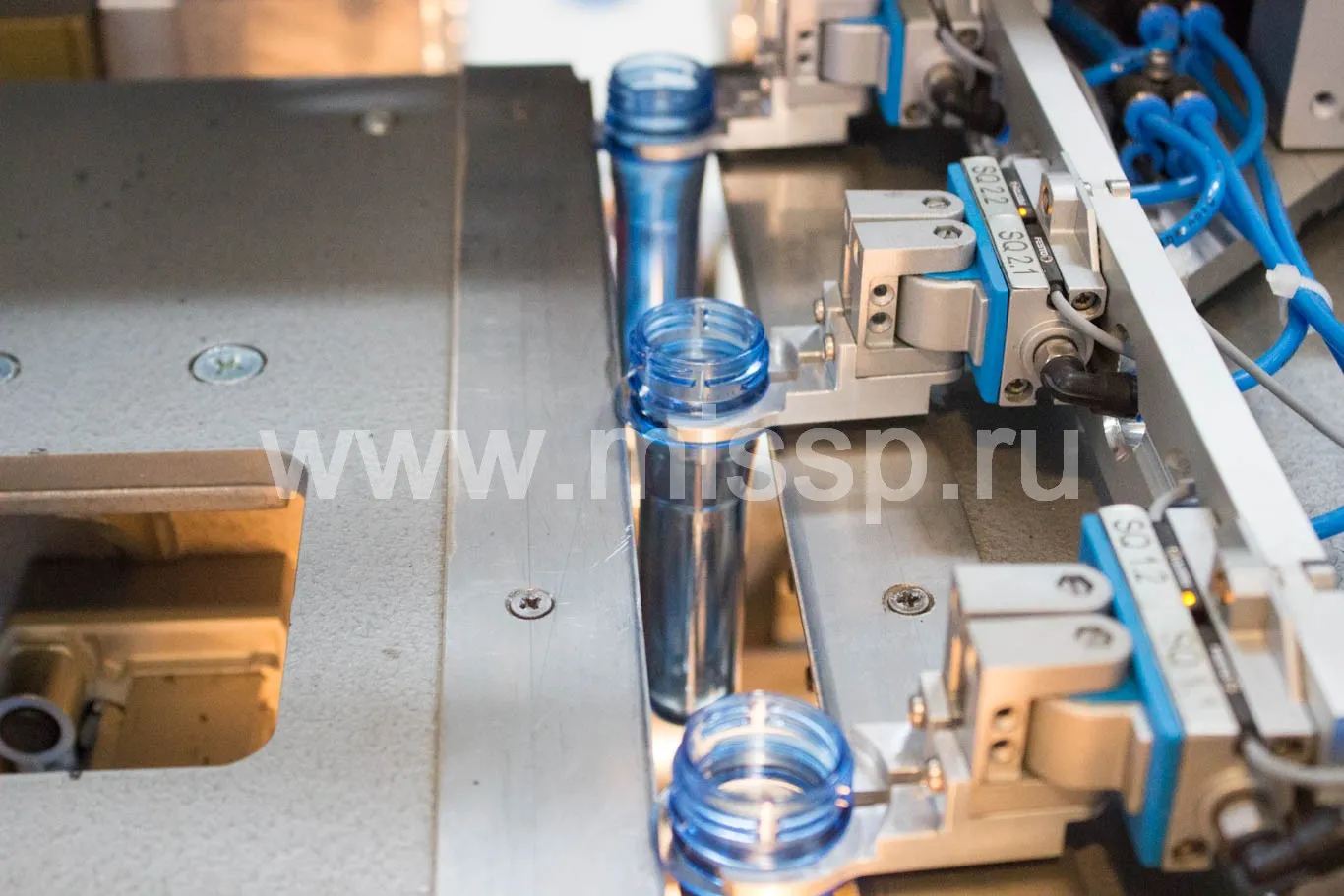 А-4000-3 — Fully automatic PET blow molding machine