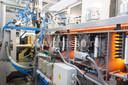 А-3000-3/3 —  Fully automatic PET blow molding machine