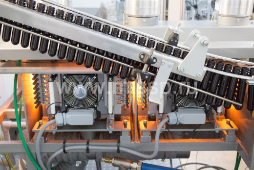 А-3000-3/3 —  Fully automatic PET blow molding machine